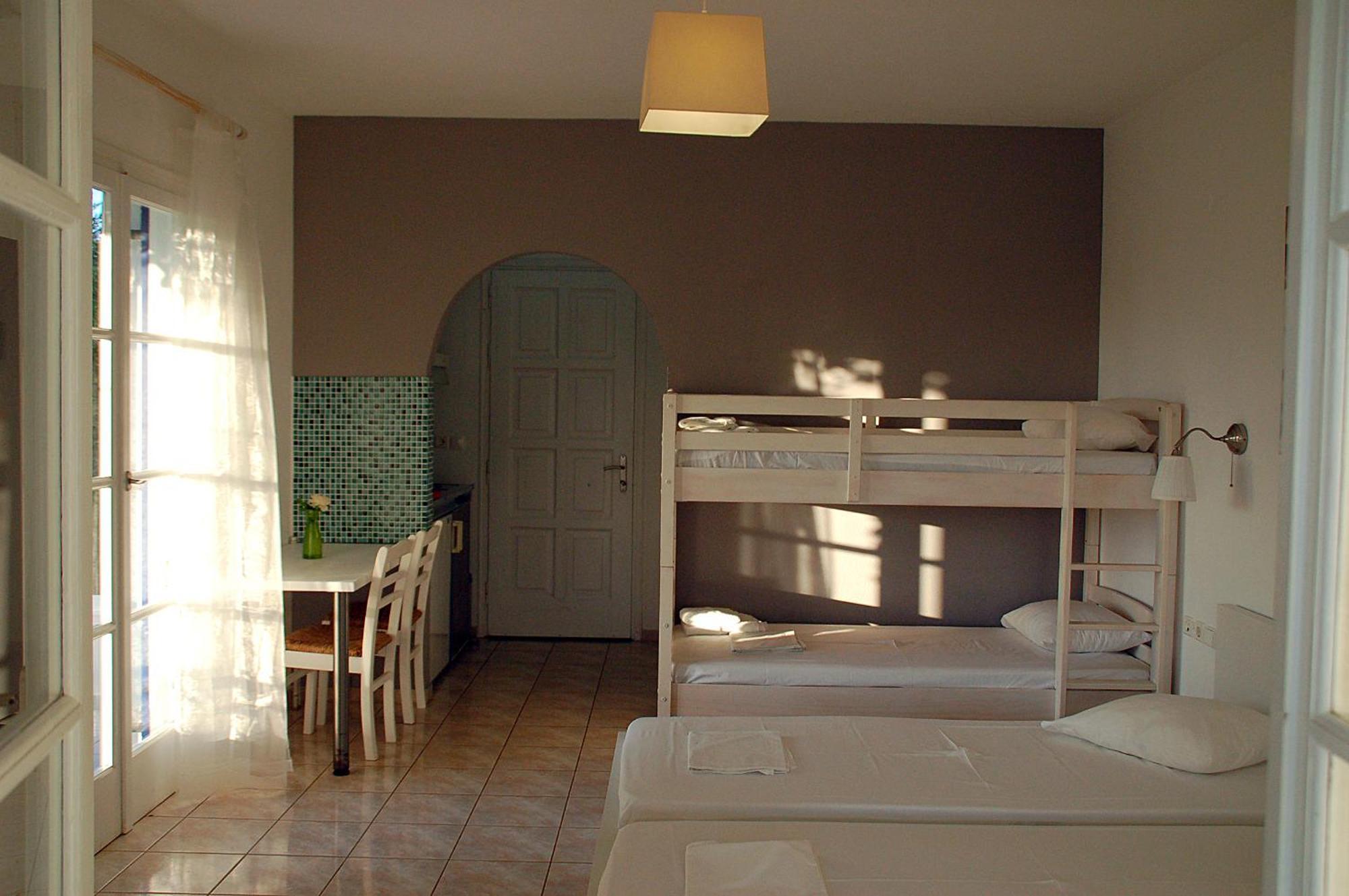 Handrina Studios Naxos City Zimmer foto